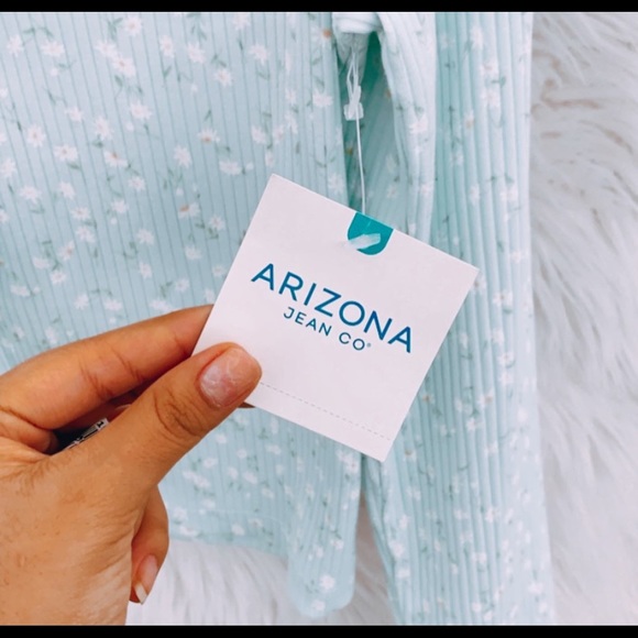 SOLD - Picture 4 of 7